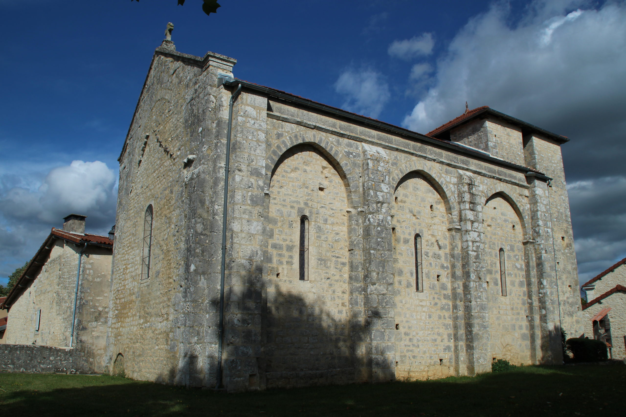 Eglise de Vilhonneur